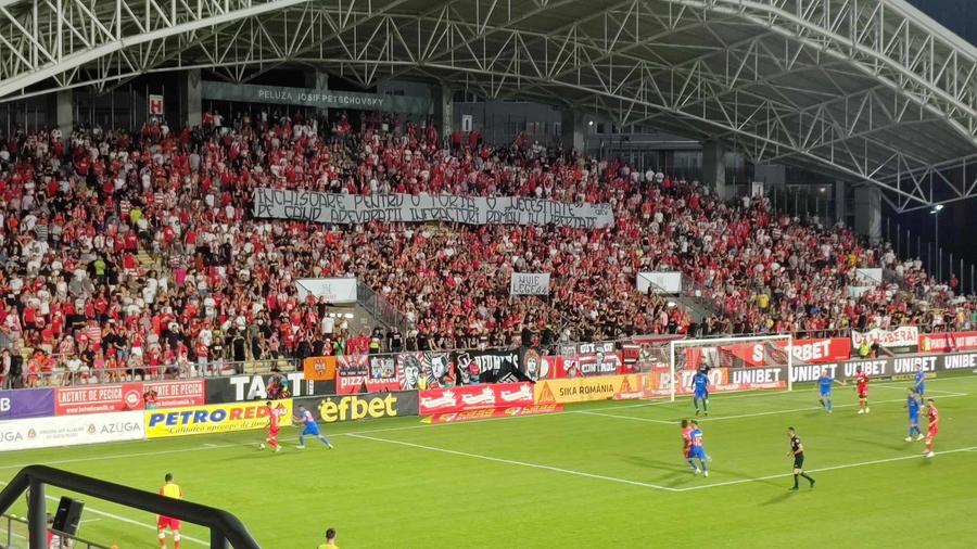 UTA i-a luat și punctele, și vedetele! FCSB, prima înfrângere a sezonului, într-un meci încheiat în 9! Clasamentul ACUM