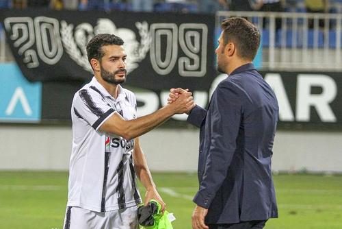 Adrian Mutu iese din subsolul clasamentului în Azerbaidjan. Foto: Instagram