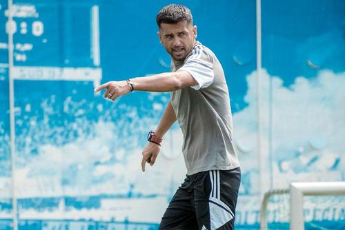 Nicolae Dică a antrenat-o ultima dată pe FCU Craiova // sursă foto: Facebook @ Fotbal Club Universitatea 1948
