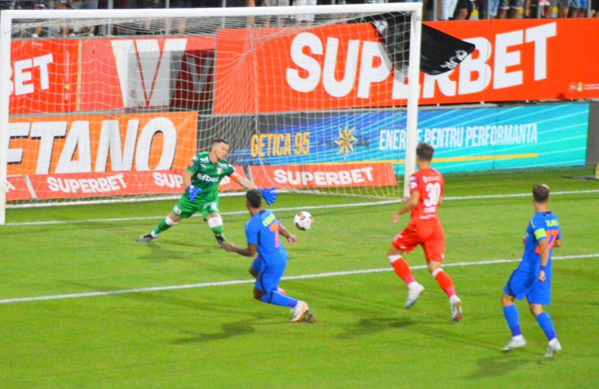 Florinel Coman, gesturi stupide care o lasă pe FCSB descoperită cu CSU Craiova! Fără PATRU titulari în Ghencea