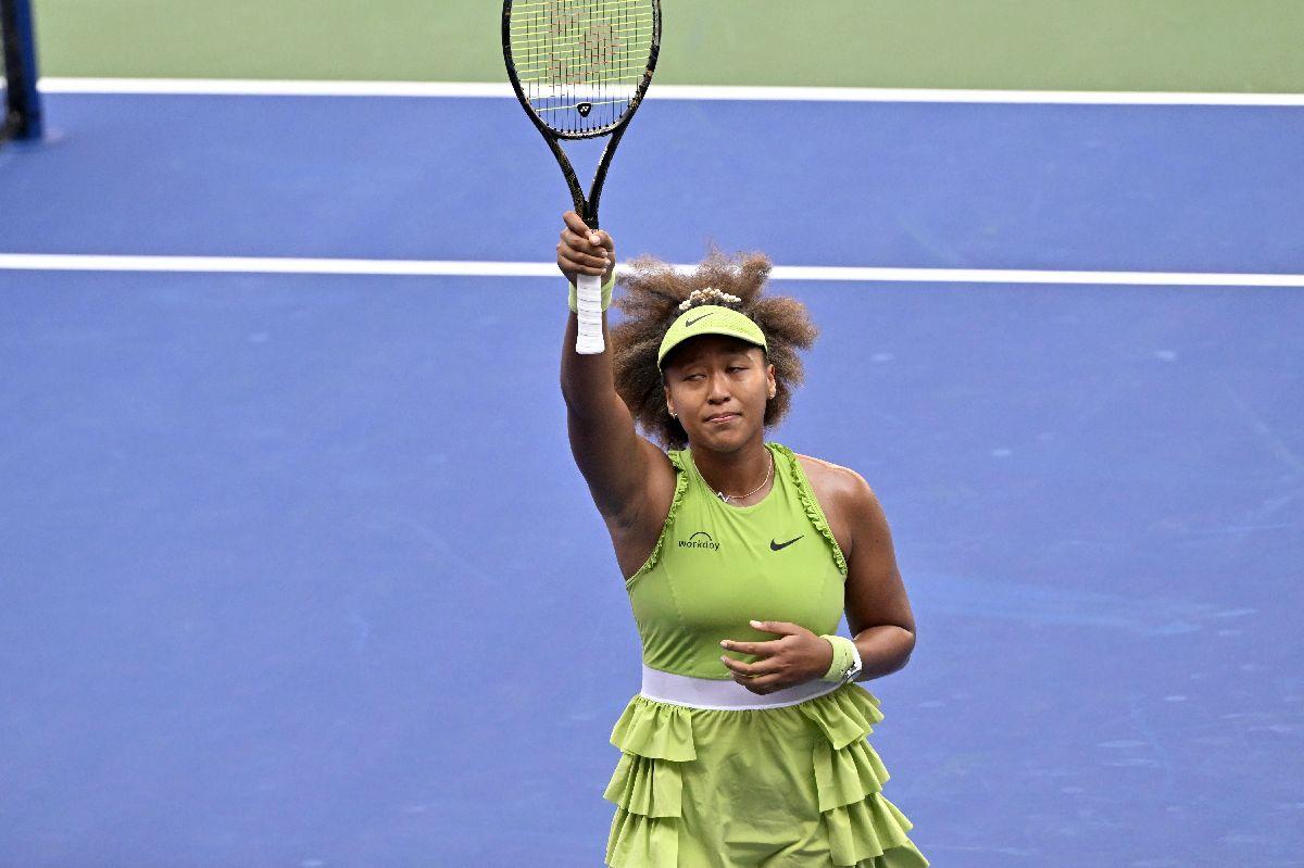 Naomi Osaka, copleșită de lacrimi după victoria cu Jelena Ostapenko din primul tur de la US Open