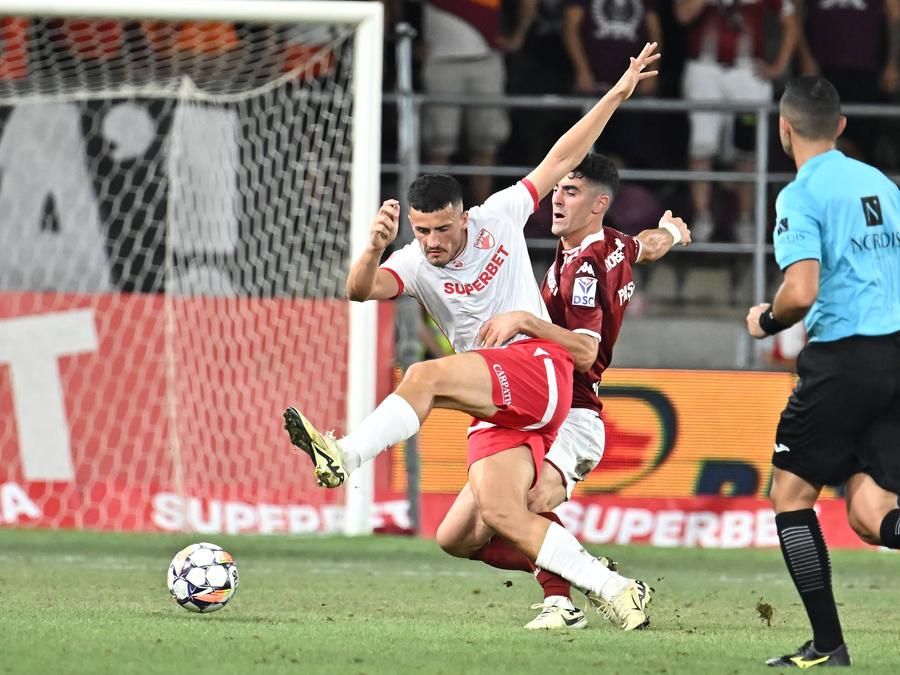 Selmani, în derby-ul cu Rapid E omul momentului la Dinamo: bilanț excelent în startul campionatului