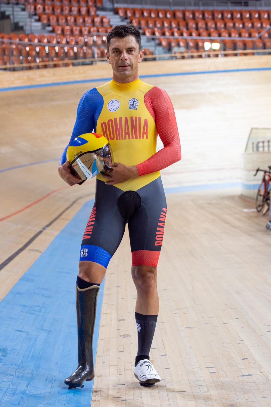 Eduard Novak pe velodrom FOTO Facebook Paris din nou în centrul atenției pentru 11 zile » Jocurile Paralimpice se deschid în această seară în capitala Franței + Câți sportivi vor reprezenta România