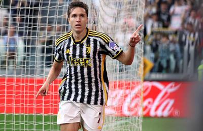 Liverpool e aproape de transferul lui Chiesa » Cât plătesc englezii pentru jucătorul lui Juventus