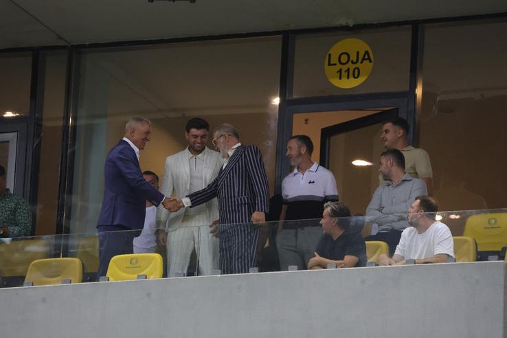 Gigi Becali, la FCSB - Aberdeen. FOTO: Ionuț Iordache