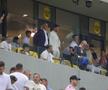 Ce a făcut Gigi Becali, la pauza partidei dintre FCSB și Aberdeen // foto: Ionuț Iordache