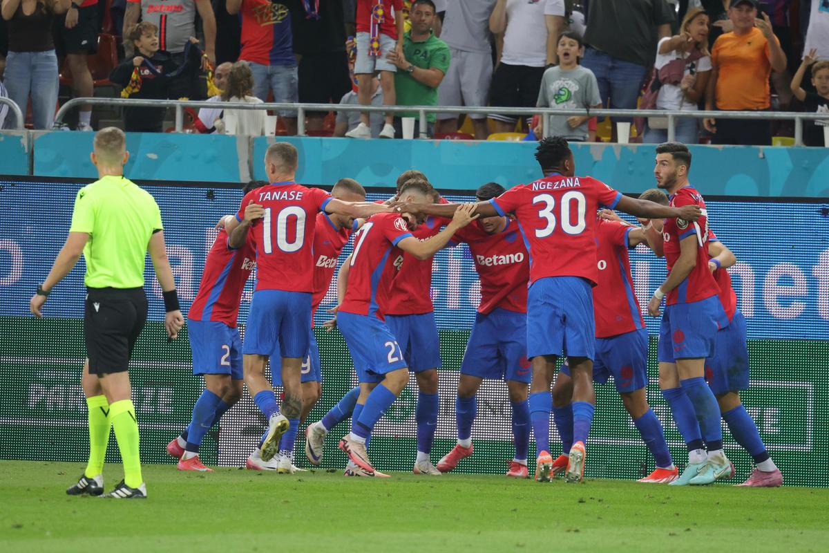 FCSB - Aberdeen, în play-off-ul Europa League // FOTO: Ionuț Iordache (GSP)