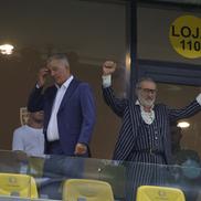 Ce a făcut Gigi Becali, la pauza partidei dintre FCSB și Aberdeen // foto: Ionuț Iordache
