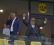Ce a făcut Gigi Becali, la pauza partidei dintre FCSB și Aberdeen // foto: Ionuț Iordache