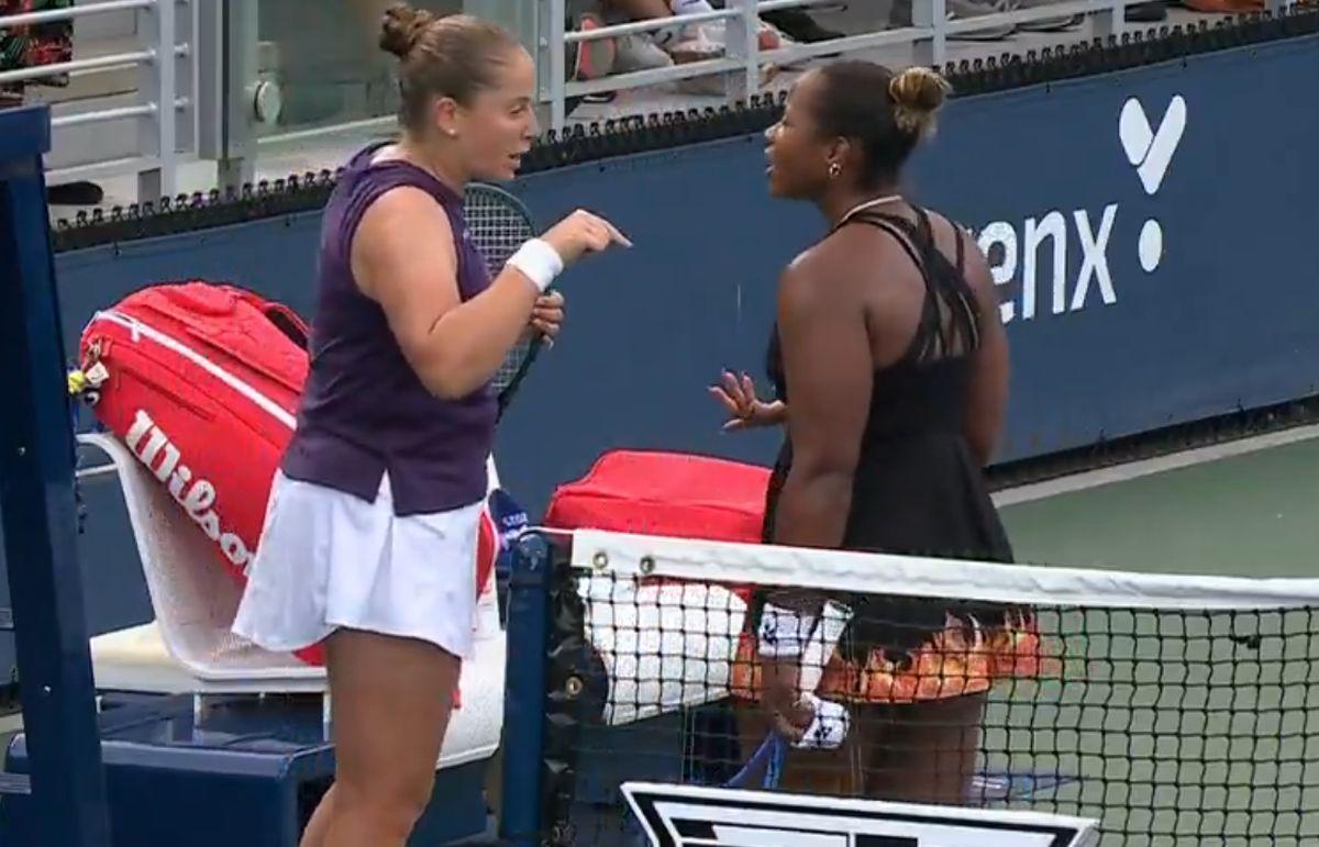 Altercație aprinsă la fileu între Ostapenko și Townsend