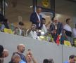 Ce a făcut Gigi Becali, la pauza partidei dintre FCSB și Aberdeen // foto: Ionuț Iordache