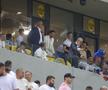 Ce a făcut Gigi Becali, la pauza partidei dintre FCSB și Aberdeen // foto: Ionuț Iordache