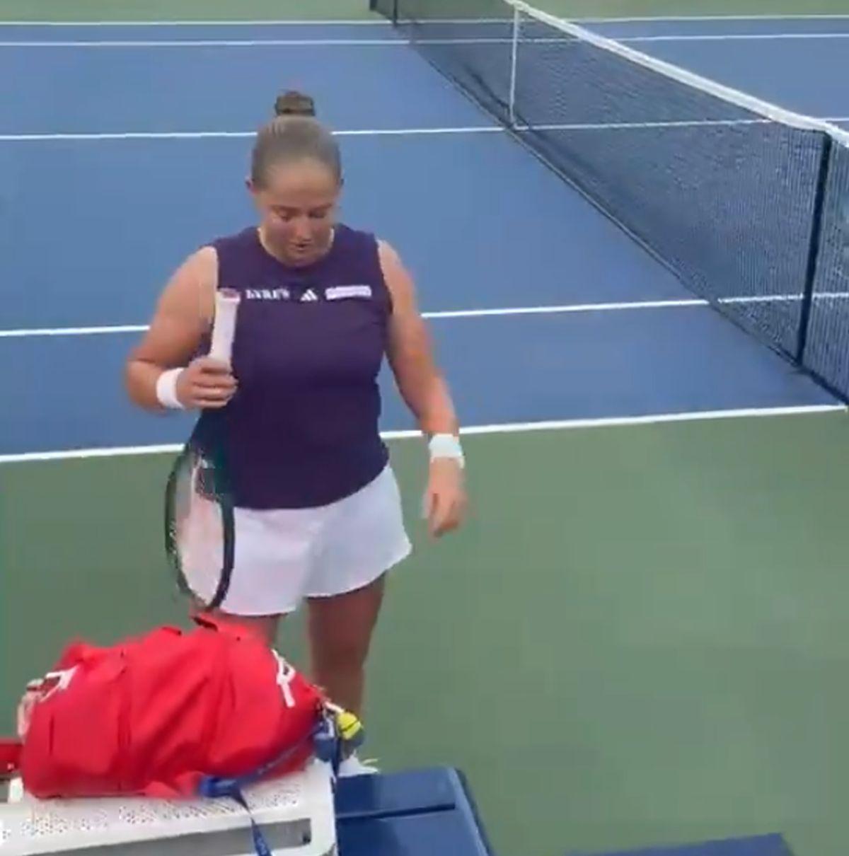 Ceartă aprinsă la fileu cu Jelena Ostapenko în prim-plan » Adversara s-a amuzat: „Am ce să pun pe TikTok”