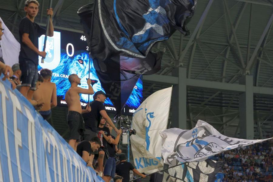 Se anunță infern pe „Oblemenco” / FOTO: Ionuț Iordache (GSP) Universitatea Craiova - Bașakșehir 3-1 » Seara „leilor” neîmblânziți! Încă o victorie fabuloasă, iar oltenii sunt în premieră pe tabloul principal Conference League!