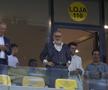 Ce a făcut Gigi Becali, la pauza partidei dintre FCSB și Aberdeen // foto: Ionuț Iordache