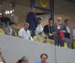 Ce a făcut Gigi Becali, la pauza partidei dintre FCSB și Aberdeen // foto: Ionuț Iordache