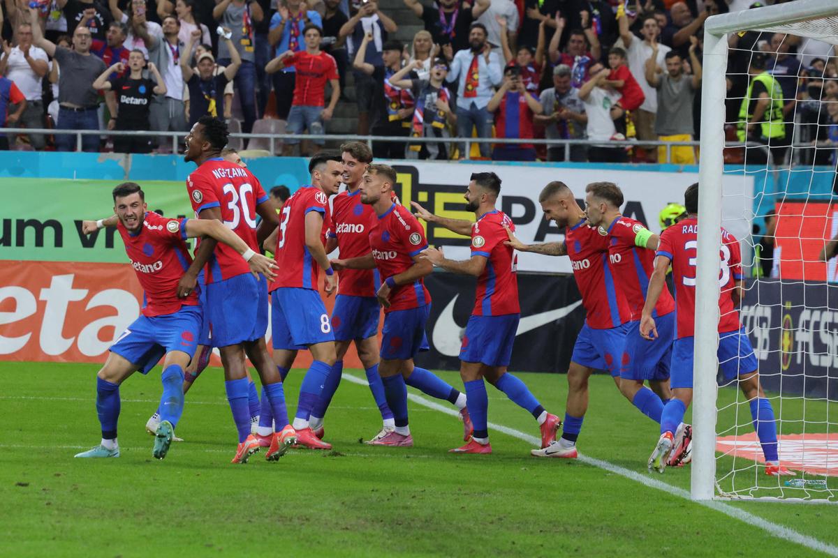 FCSB - Aberdeen, în play-off-ul Europa League // FOTO: Ionuț Iordache (GSP)