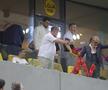 Ce a făcut Gigi Becali, la pauza partidei dintre FCSB și Aberdeen // foto: Ionuț Iordache