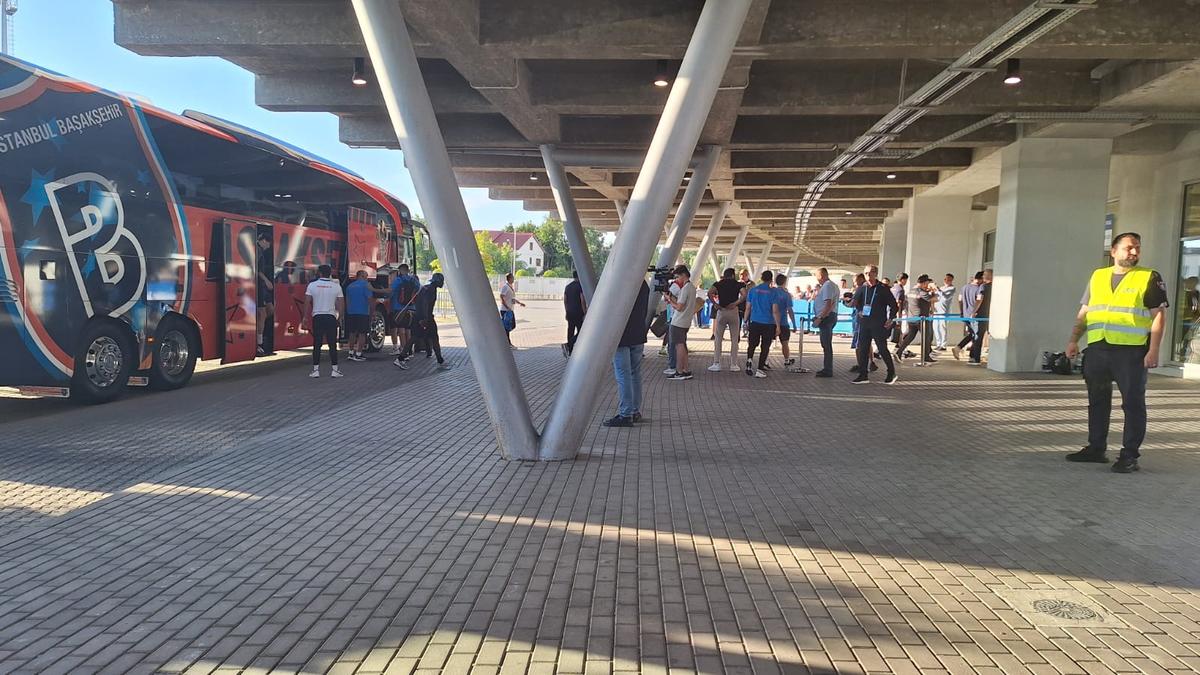 Universitatea Craiova - Bașakșehir, imagini înainte de partidă