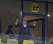Ce a făcut Gigi Becali, la pauza partidei dintre FCSB și Aberdeen // foto: Ionuț Iordache