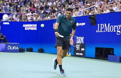 Roger Federer a dat 3 motive interesante pentru dispariția reverului cu o singură mână din tenis: „Pe vremea mea, era 50-50, acu e 90-10”