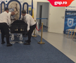 Sicriul cu trupul neînsuflețit al lui Nae Ungureanu, depus la stadionul „Ion Oblemenco”. Mesajul sfâșietor care îi întâmpină pe fani