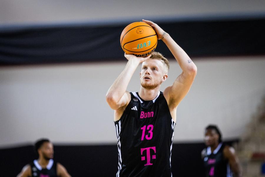 Bodie Hume/Foto: fiba.basketball Noul american al lui CSM Oradea a sosit în România și a rămas impresionat de aeroport și de cinematografe: „Un mare câștig, nu?”