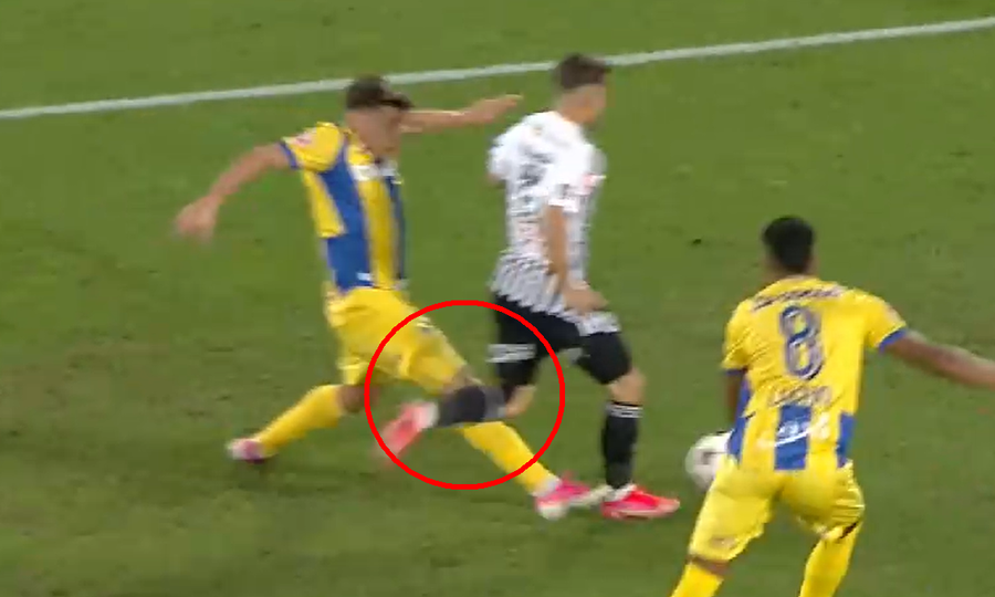 Acuză după U Cluj - Petrolul: „A fost penalty clar!” » Prunea i-a dat dreptate
