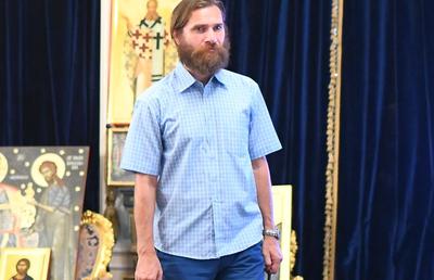 Ce face Alexandru Tudor la FCSB în afară de tămâiere: „Ar fi culmea să nu ne folosim de el”