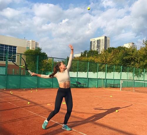 Kamilla Rakhimova în acțiune FOTO Kamilla Rakhimova Instagram