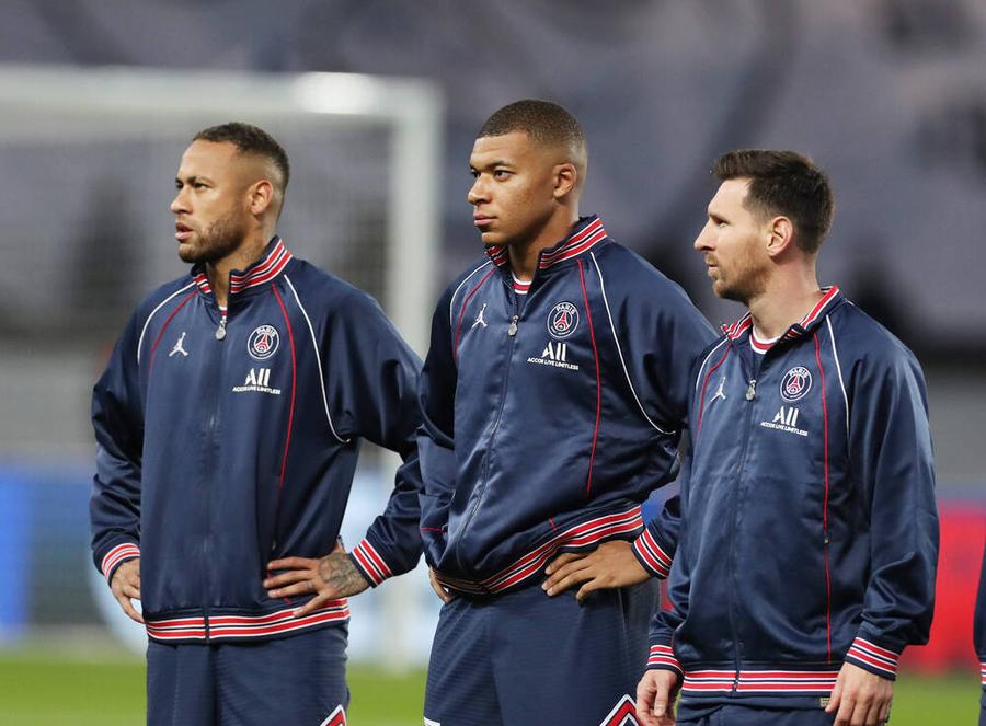 „Magiile” lui Neymar, Leo Messi și Mbappe sunt răsplătite pe măsură la Paris, foto: Imago Salariile fotbaliștilor de top, dezvăluite » Cât câștigă Messi, Cristiano Ronaldo, Mbappe sau Lewandowski