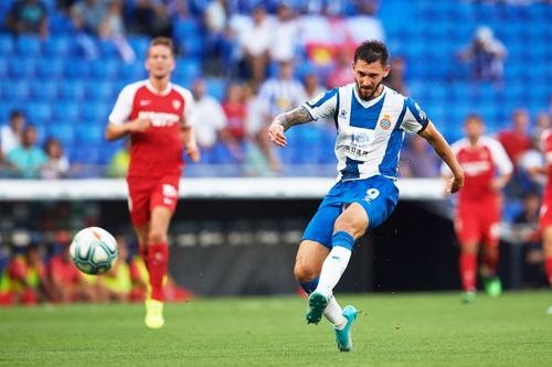Facundo Ferreyra (în alb-albastru), la Espanyol // foto: Guliver/gettyimages