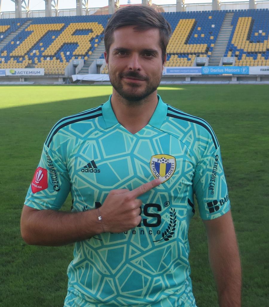 Andreas Leitner Întăriri pentru Petrolul » Doi jucători prezentați oficial și gata de joc