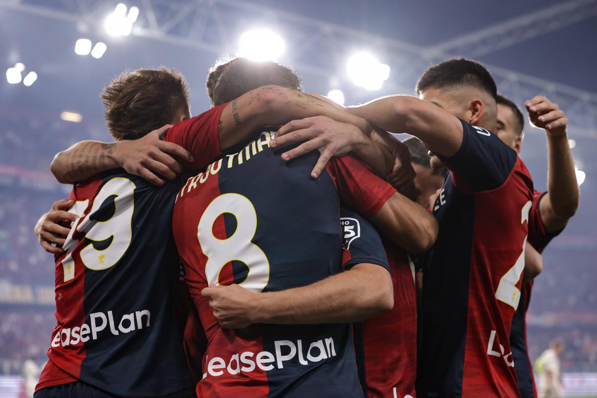 Genoa genială: meci perfect cu AS Roma, 4-1 » Radu Drăgușin, pasă de gol în fața lui Jose Mourinho