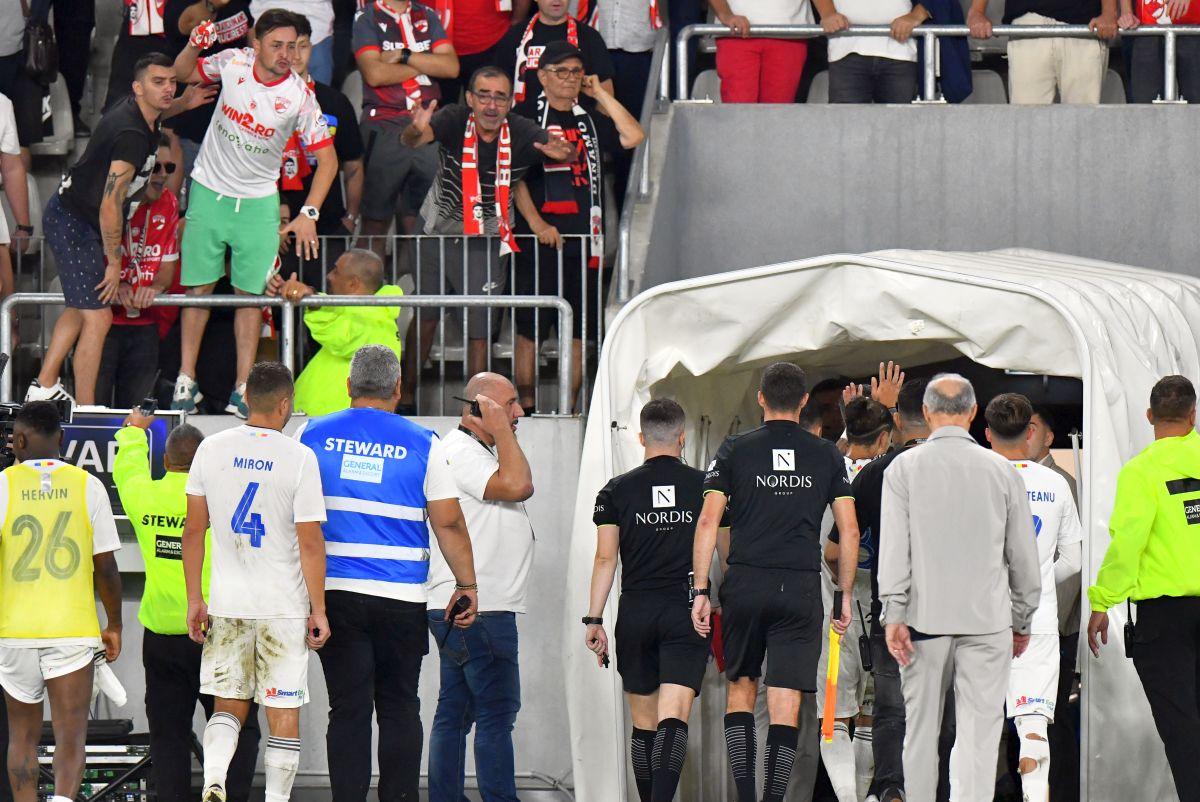 Dennis Politic, sentimente împărțite la finalul meciului Dinamo - FC Botoșani