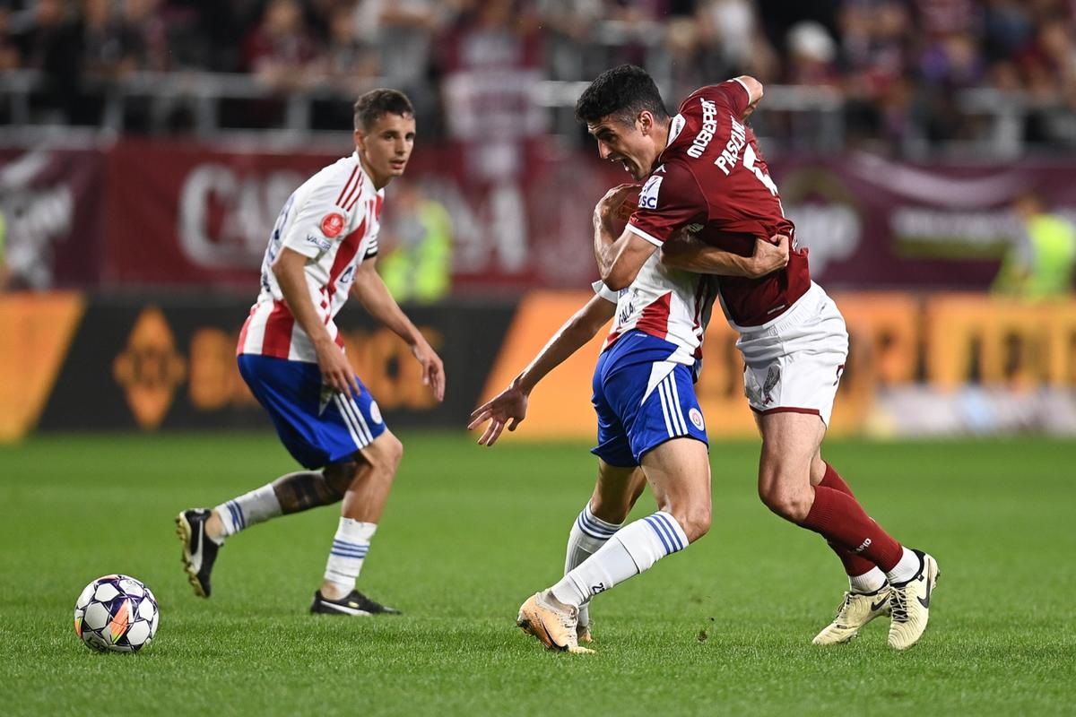Cine a convins și cine a dezamăgit la Rapid - Oțelul » Plumb în ghete în Giulești: nu arde banderola aia pe braț?