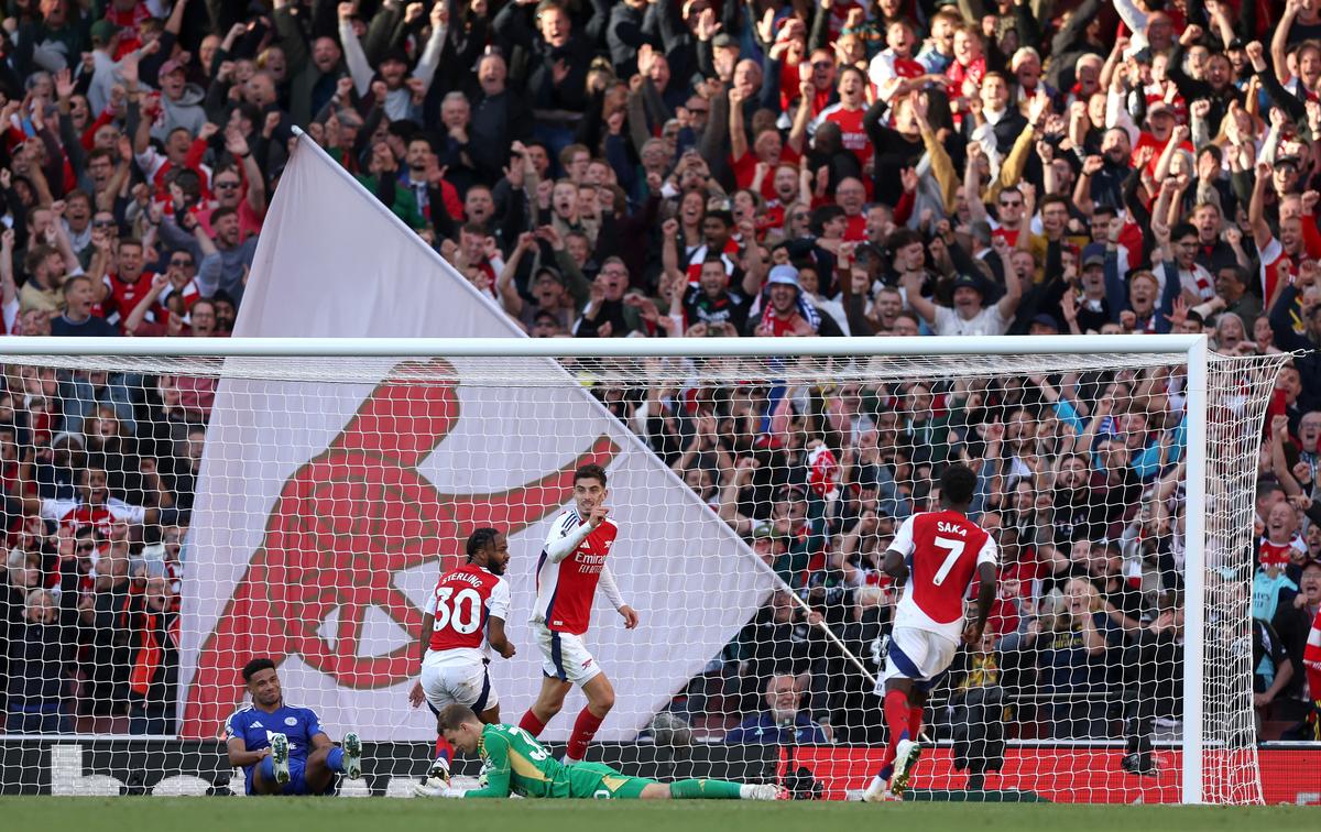 Arsenal - Leicester 4-2 » „Tunarii” dau lovitura în prelungiri și o egalează pe City la numărul de puncte