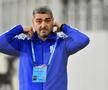Detaliul incredibil surprins de fotoreporterul GSP la Dinamo - Botoșani » Ce apare pe legitimația lui Ciobotariu