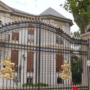 Palatul lui Gigi Becali a fost vandalizat / Foto: captură ecran Antena 1