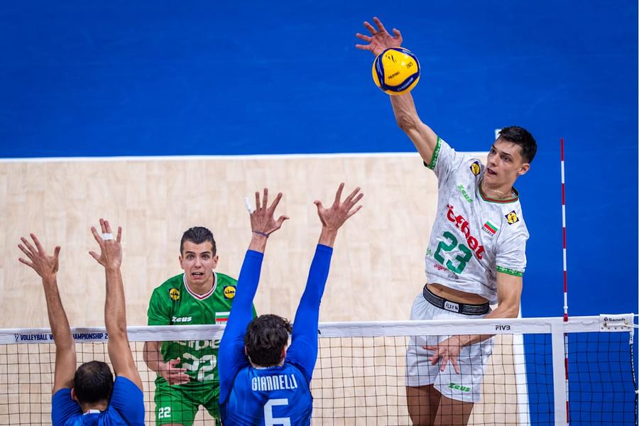 Aelx Nikolov în acțiune FOOT FIVB Italia și-a apărat titlul mondial în Filipine » Bulgaria a rămas cu argintul