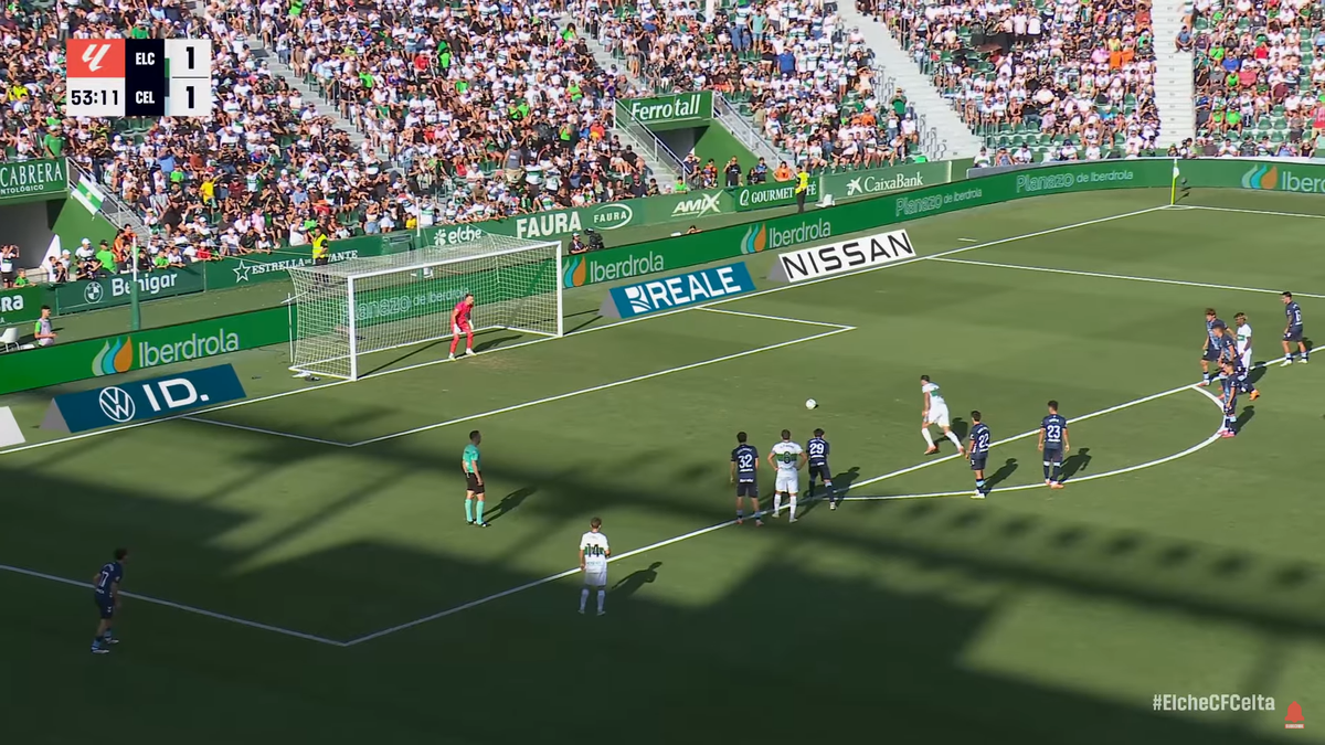 Ionuț Radu a apărat un penalty în Elche - Celta Vigo