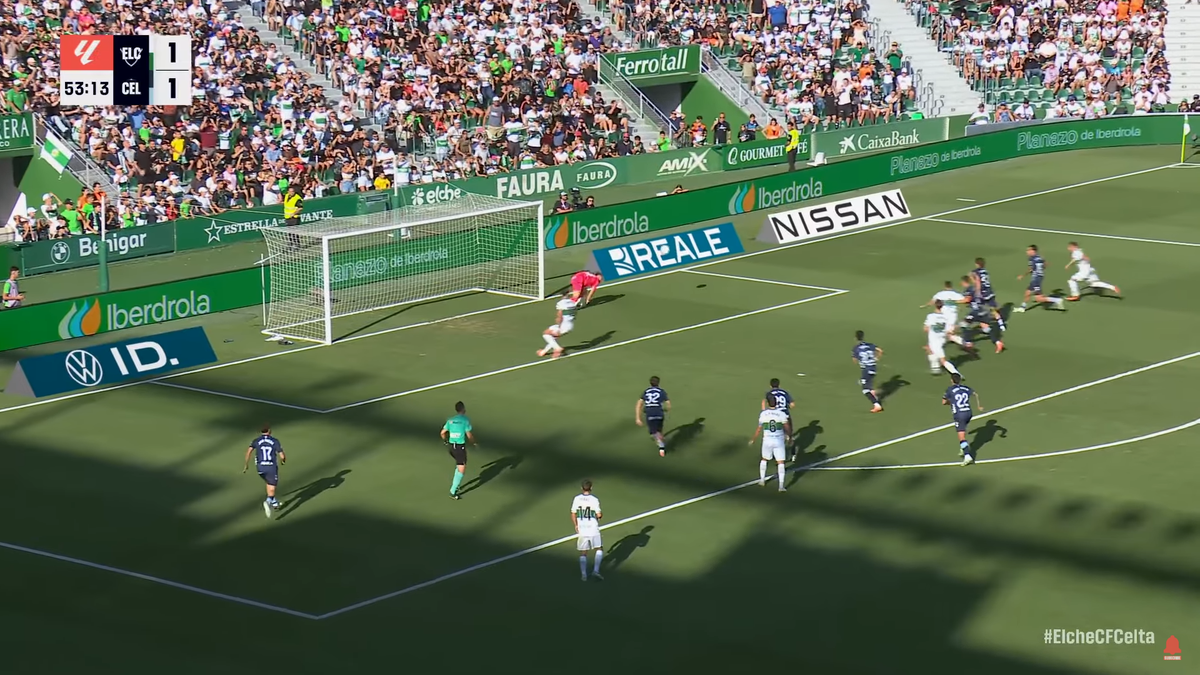 Ionuț Radu a apărat un penalty în Elche - Celta Vigo