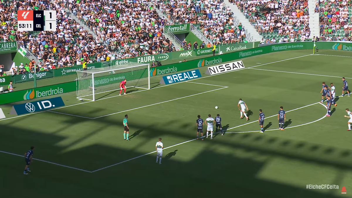 Ionuț Radu a apărat un penalty în Elche - Celta Vigo
