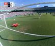 Ionuț Radu a apărat un penalty în Elche - Celta Vigo. FOTO: captură La Liga