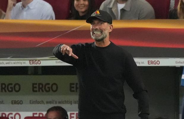 Jurgen Klopp, învins la primul meci acasă: „Nu m-a surprins că au ajuns să ne pună mizeria aia în poartă”