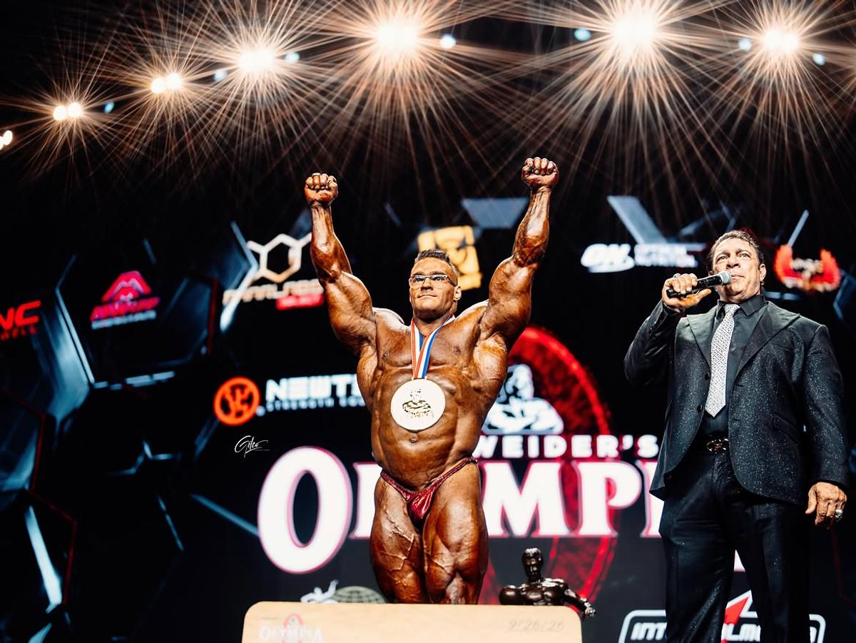 Nick Walker, „Mutantul” care a câștigat Mr. Olympia 2026, în ciuda criticilor și îndoielilor » „Este un fraier, asta e varianta politicoasă”