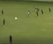 Aedan Scipio (Anguilla) a fost tras de păr de Keon Greene și de Shalon Knight din Antigua și Barbuda, în timpul unui meci din Liga Națiunilor CONCACAF