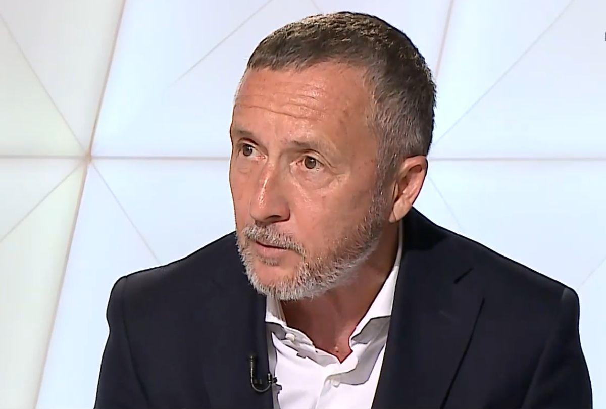 Extrem de furios, Mihai Stoica a demolat 6 „tricolori”: „Nu știu cum se poate uita în ochii coechipierilor” + „Acum joacă doar din mâini”