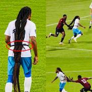 Aedan Scipio (Anguilla) a fost tras de păr de Keon Greene și de Shalon Knight din Antigua și Barbuda, în timpul unui meci din Liga Națiunilor CONCACAF