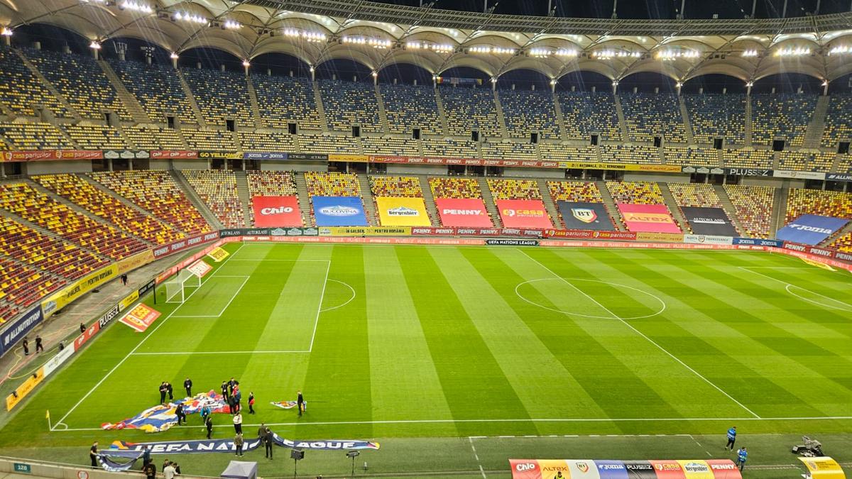 De ce au fost fani în tribune la România - Bosnia, deși UEFA a interzis accesul spectatorilor
